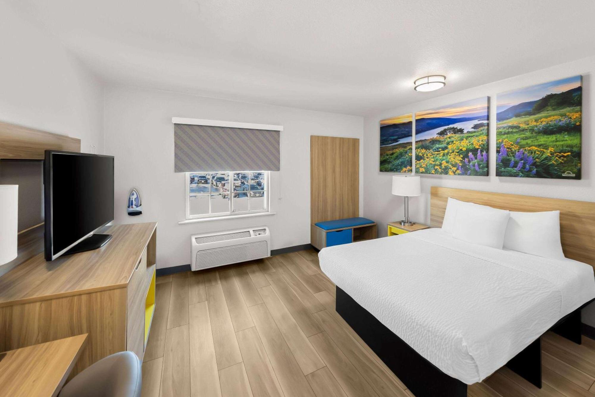 Days Inn & Suites By Wyndham Rochester South Ngoại thất bức ảnh
