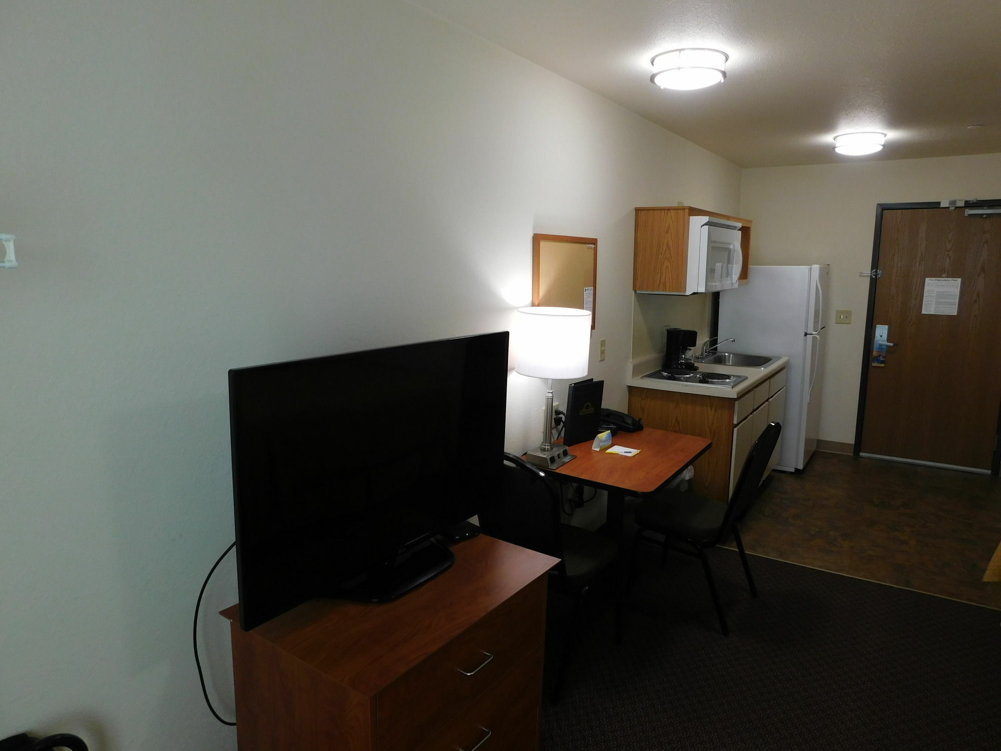 Days Inn & Suites By Wyndham Rochester South Ngoại thất bức ảnh